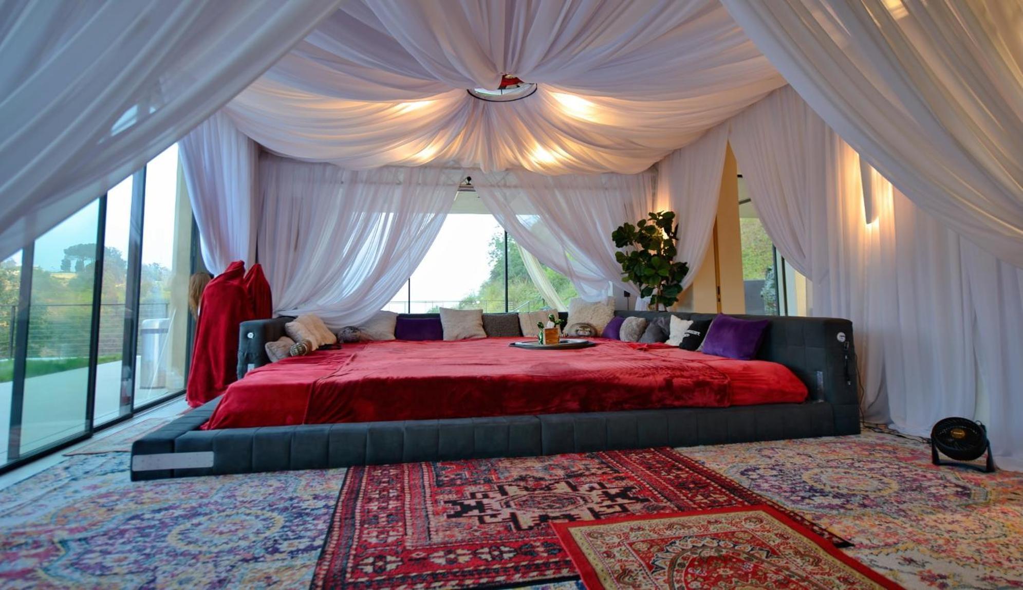 Modi Nochi Villa Los Angeles